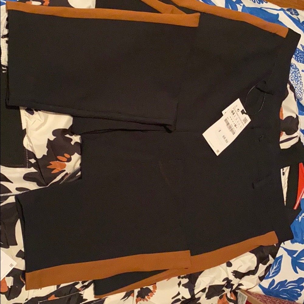 Zara - Picture 3 of 3